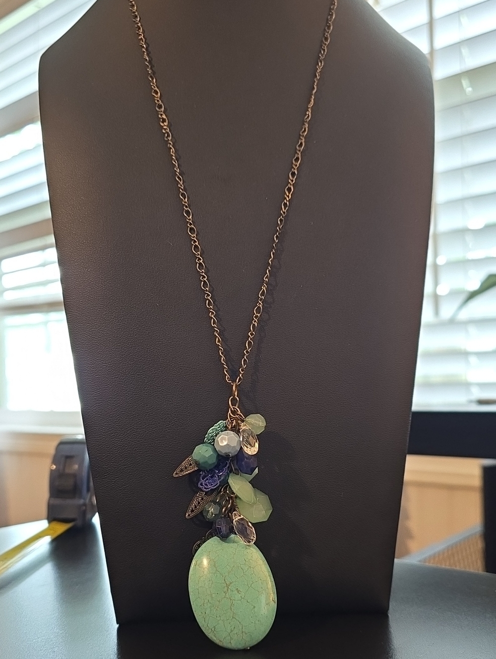 Unbranded Turquoise Oval Pendant Cluster Necklace - Green Blue Accent